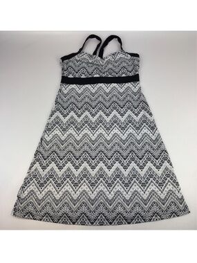 Prana Womens Size XL Amaya Athleisure Midi Dress Built in Shelf Bra Geometric